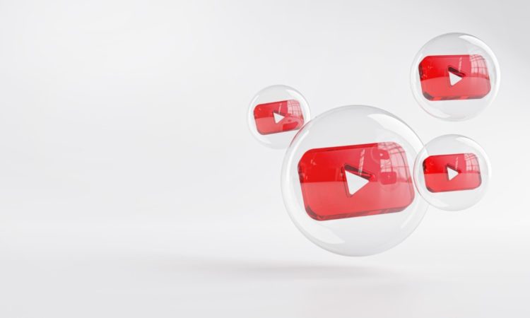 логотипы ютуб в мыльных пузырях
