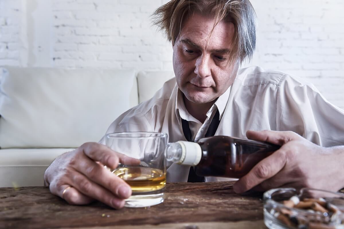 Стоит ли снимать стресс алкоголем? Как справиться со стрессом по работе?