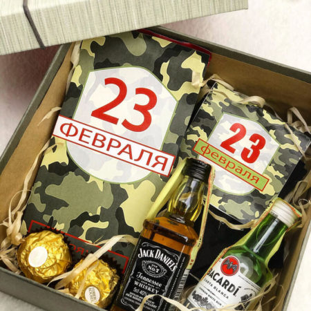 23 февраля — что подарить коллегам на работе? Как бюджетно купить подарки для коллектива?