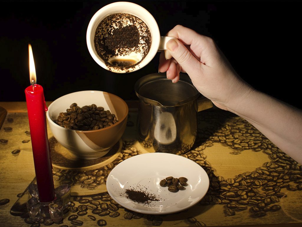 Кофейная гуща — как гадать? Как правильно подготовить кофейную гущу?