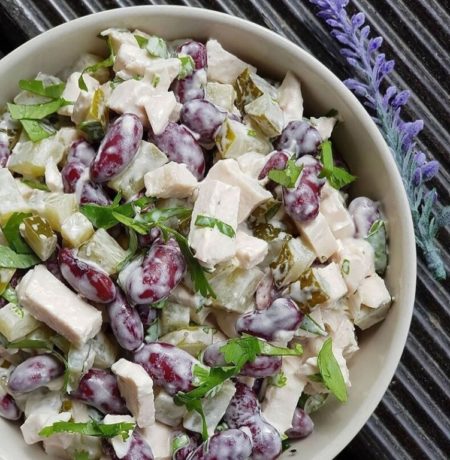 Из чего можно приготовить салат на скорую руку?